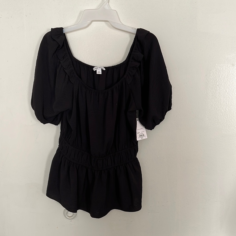NEW - Nine West short sleeve Blouse - Size M - Color Black